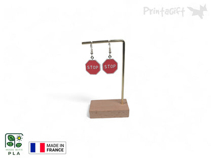 Boucle d'oreille panneau STOP